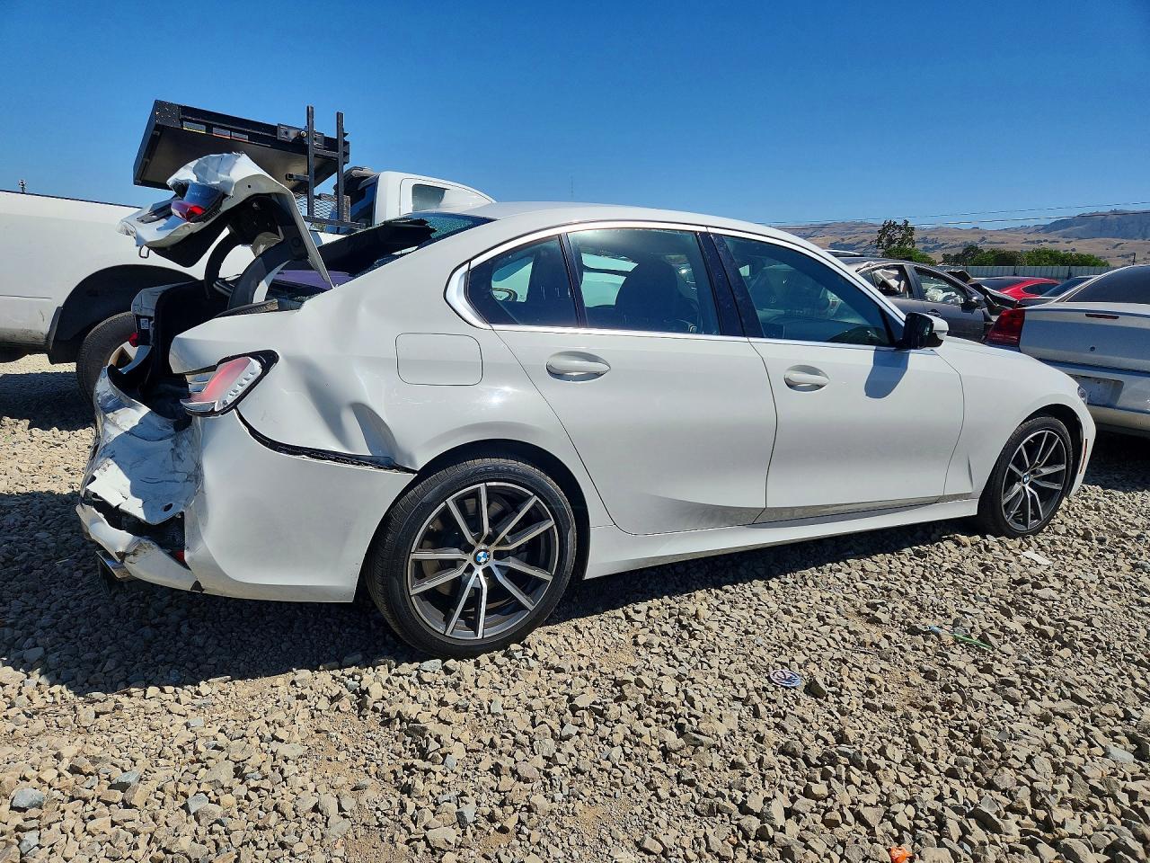 2020 BMW 330I - zdjęcie 3