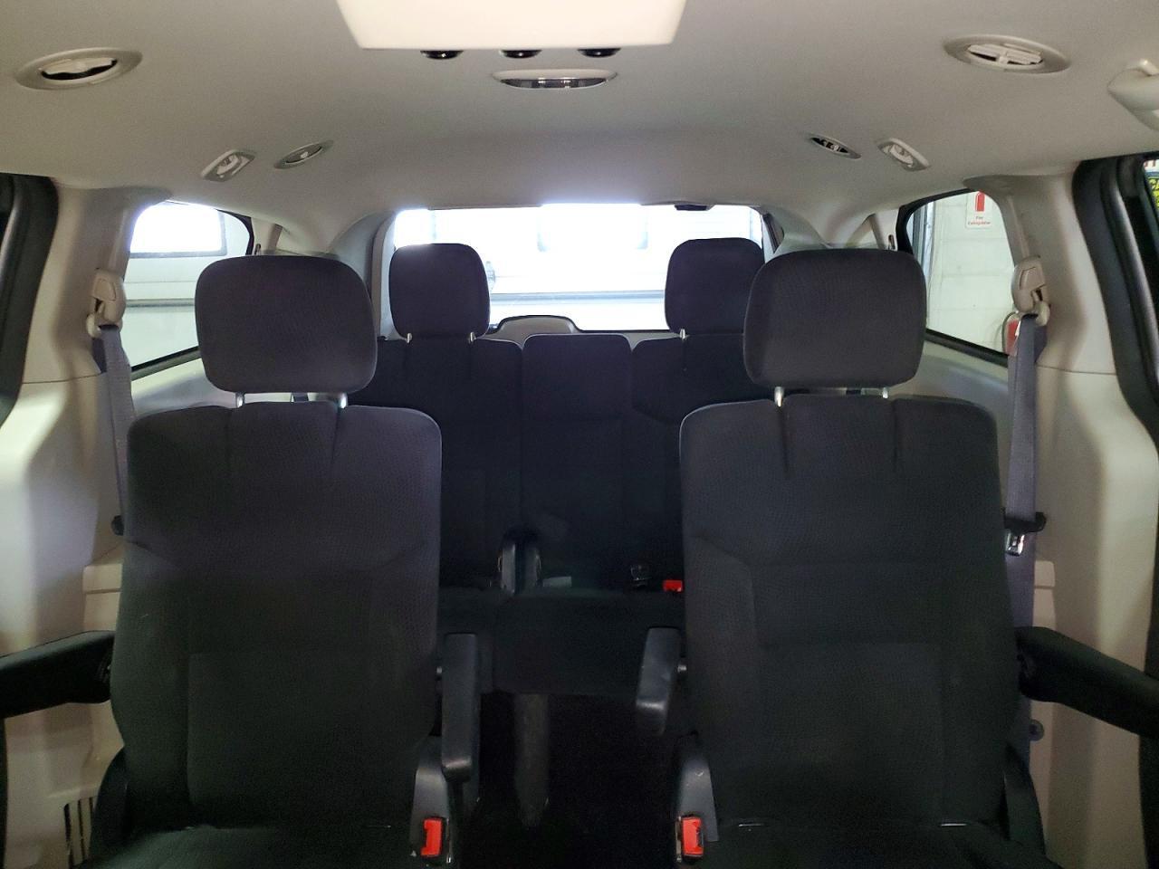 2016 Dodge Grand Caravan Sxt - zdjęcie 10