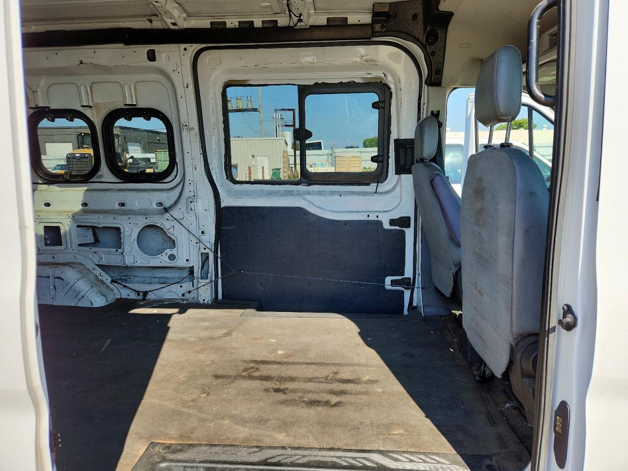 2016 Ford Transit T-150 - zdjęcie 11