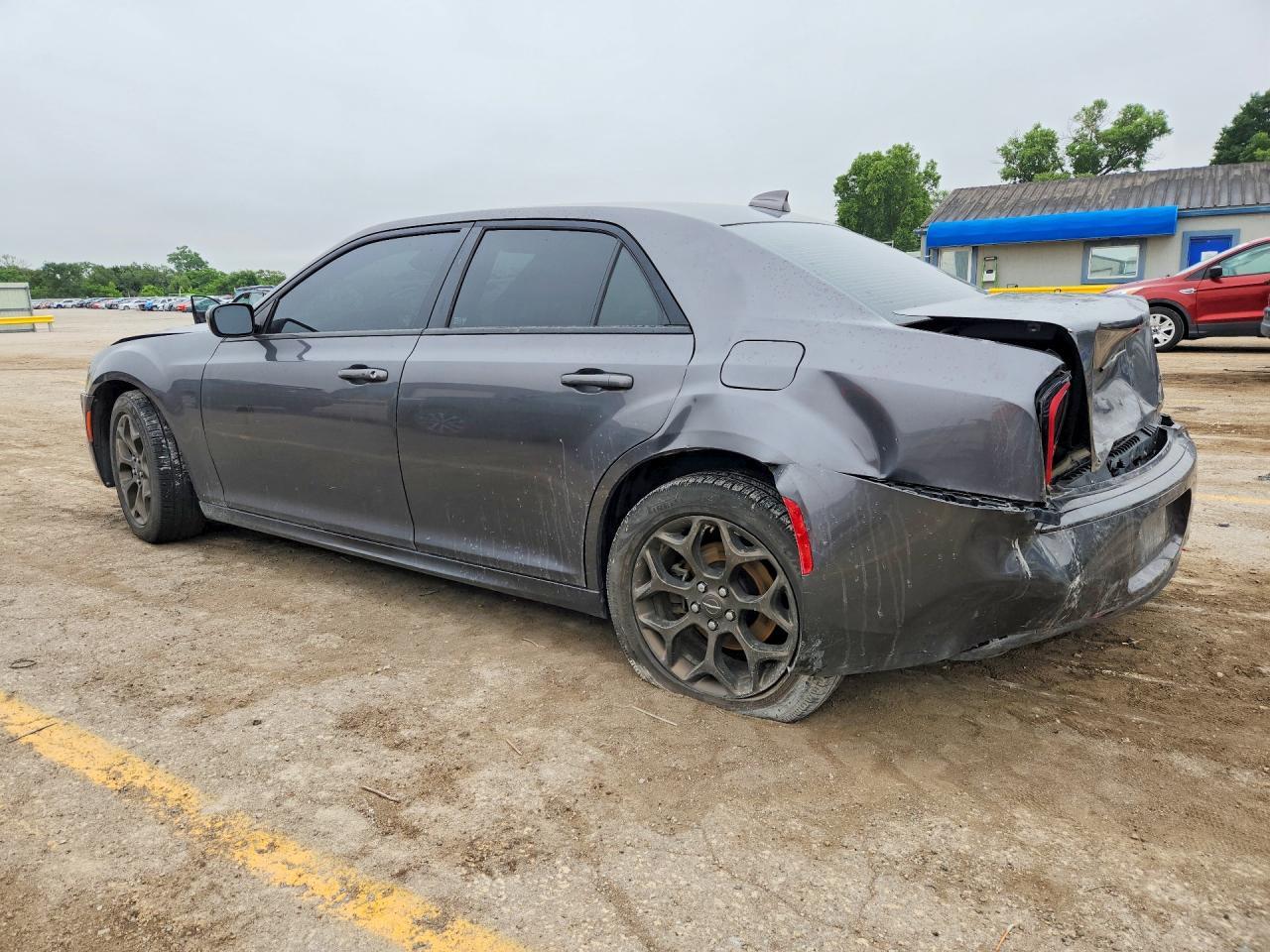 2016 Chrysler 300 S - zdjęcie 2