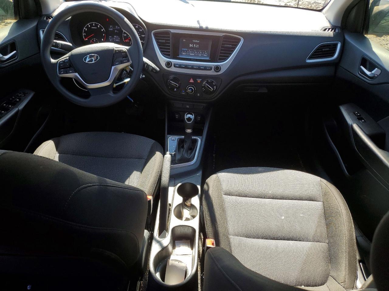 2022 Hyundai Accent Se - zdjęcie 8