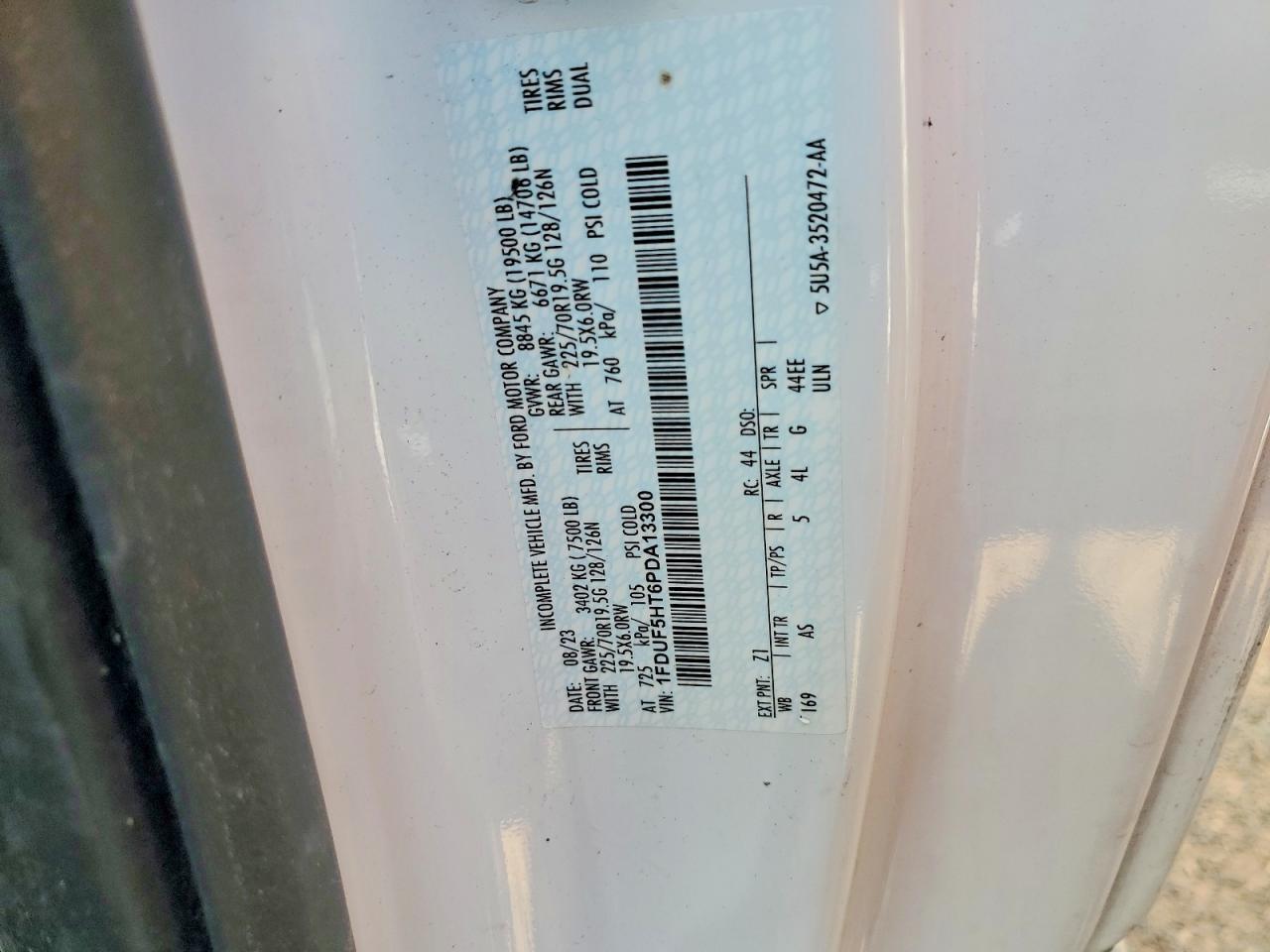 2023 Ford F550 Super Duty - zdjęcie 12