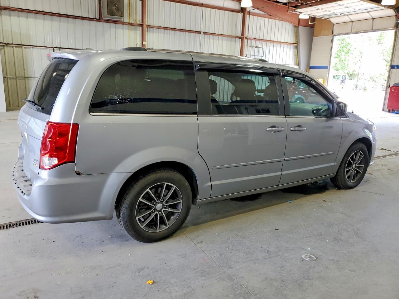 2017 Dodge Grand Caravan Sxt - zdjęcie 3