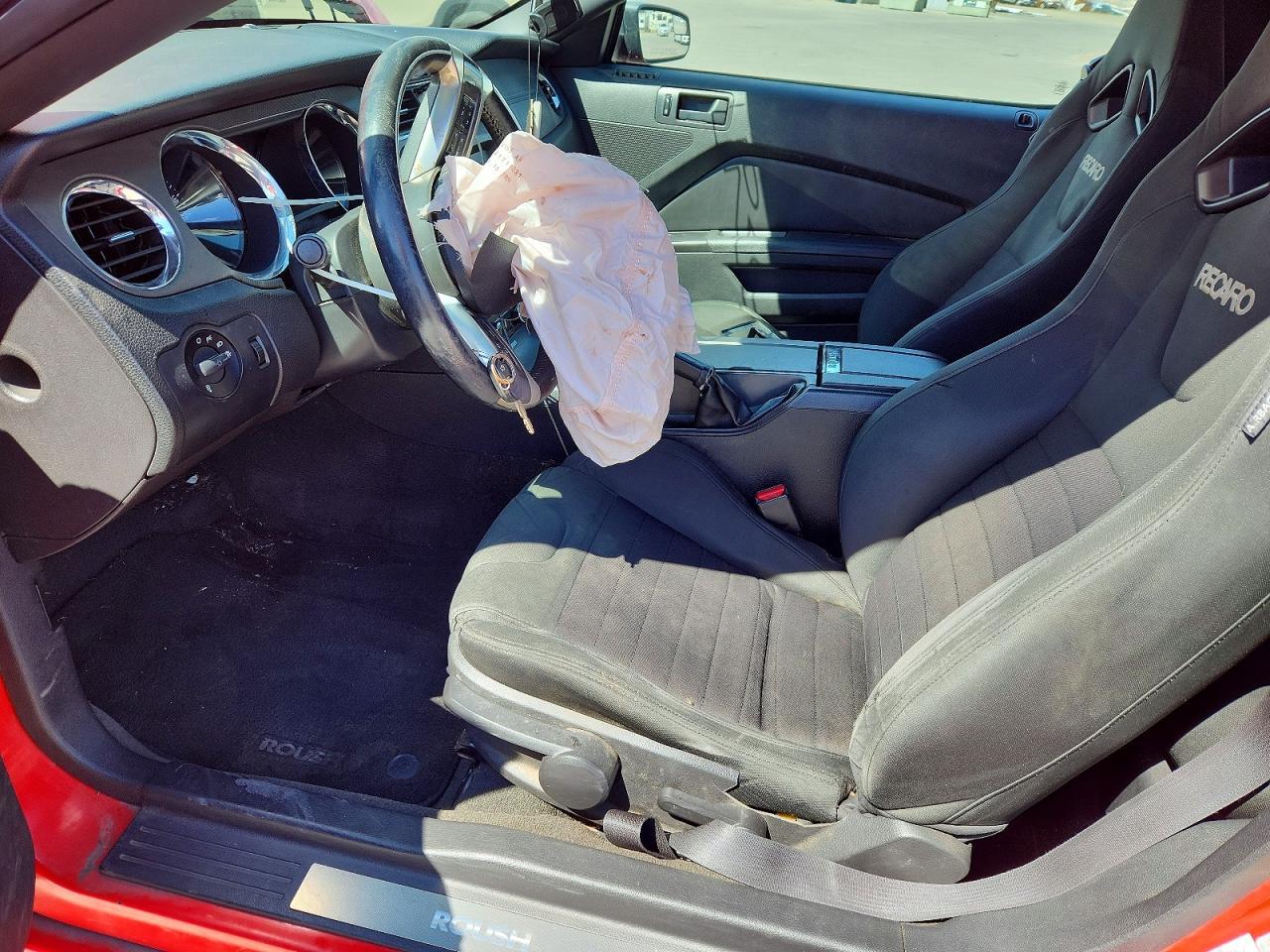 2014 Ford Mustang - zdjęcie 7