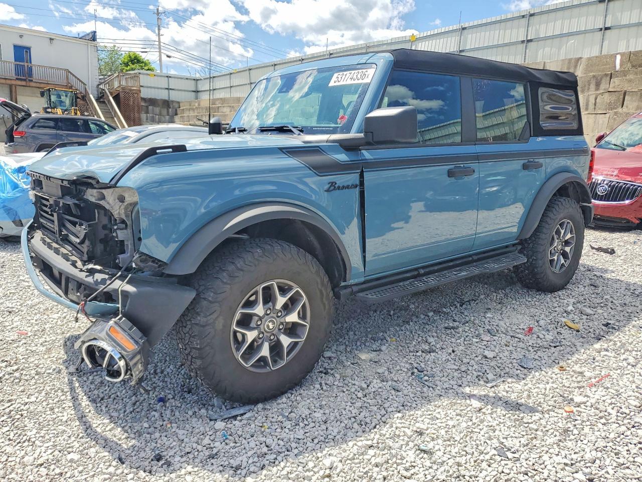 2023 Ford Bronco Base - zdjęcie główne