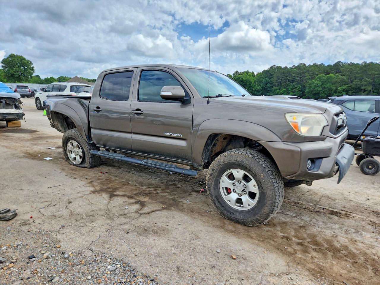 2013 Toyota Tacoma - zdjęcie 4