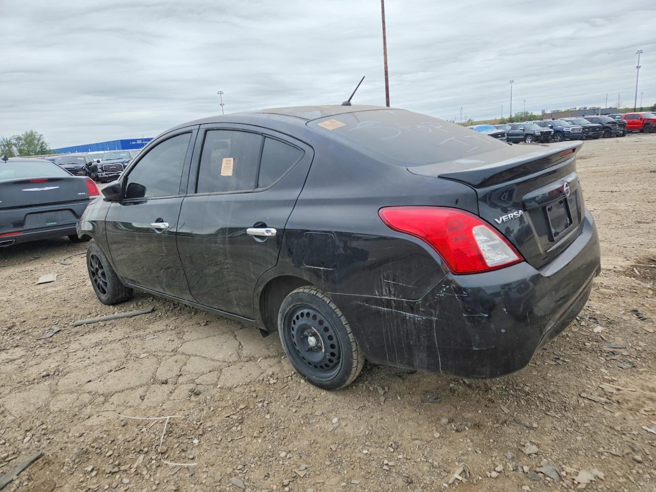 2017 Nissan Versa 1.6 Sv - zdjęcie 2