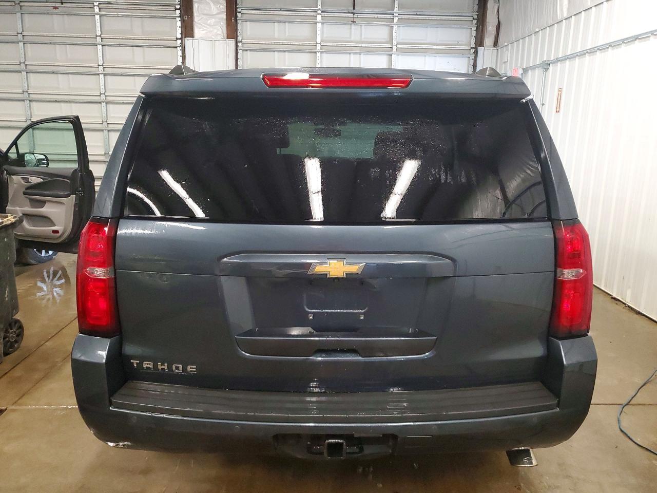 2020 Chevrolet Tahoe K1500 Ls - zdjęcie 6