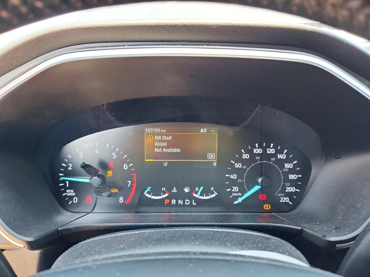 2020 Ford Escape Sel - zdjęcie 9