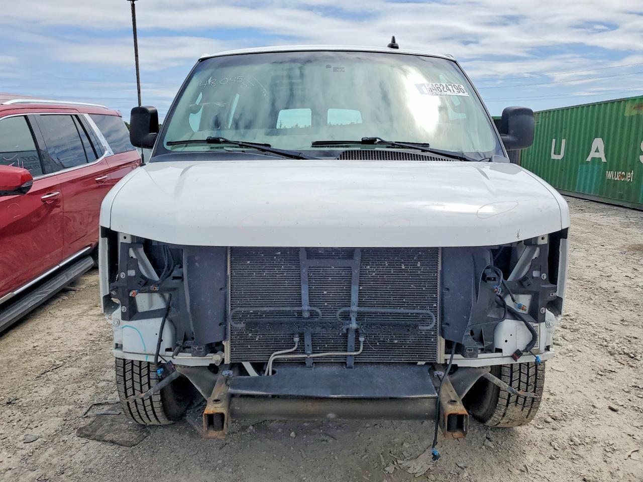 2020 Chevrolet Express G2500 - zdjęcie 5