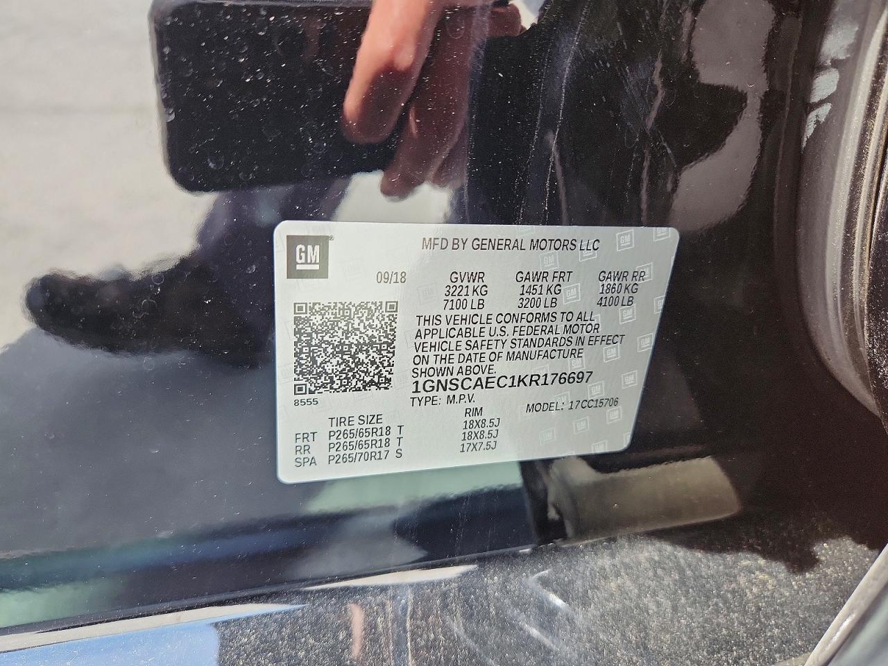 2019 Chevrolet Tahoe C1500 Ls - zdjęcie 13