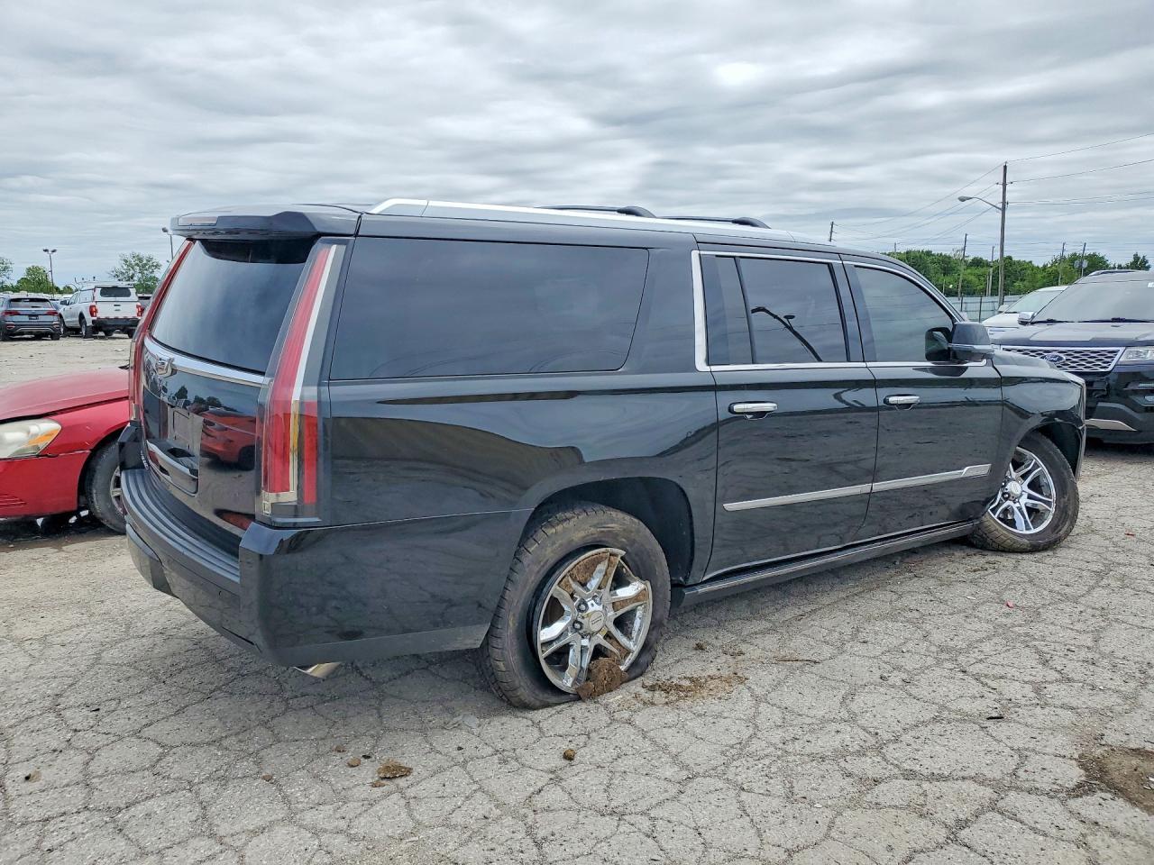 2017 Cadillac Escalade Esv Platinum - zdjęcie 3
