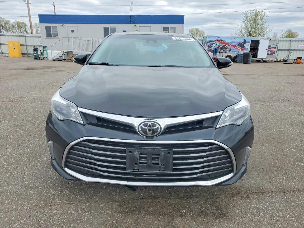 2017 Toyota Avalon Limited - zdjęcie 5