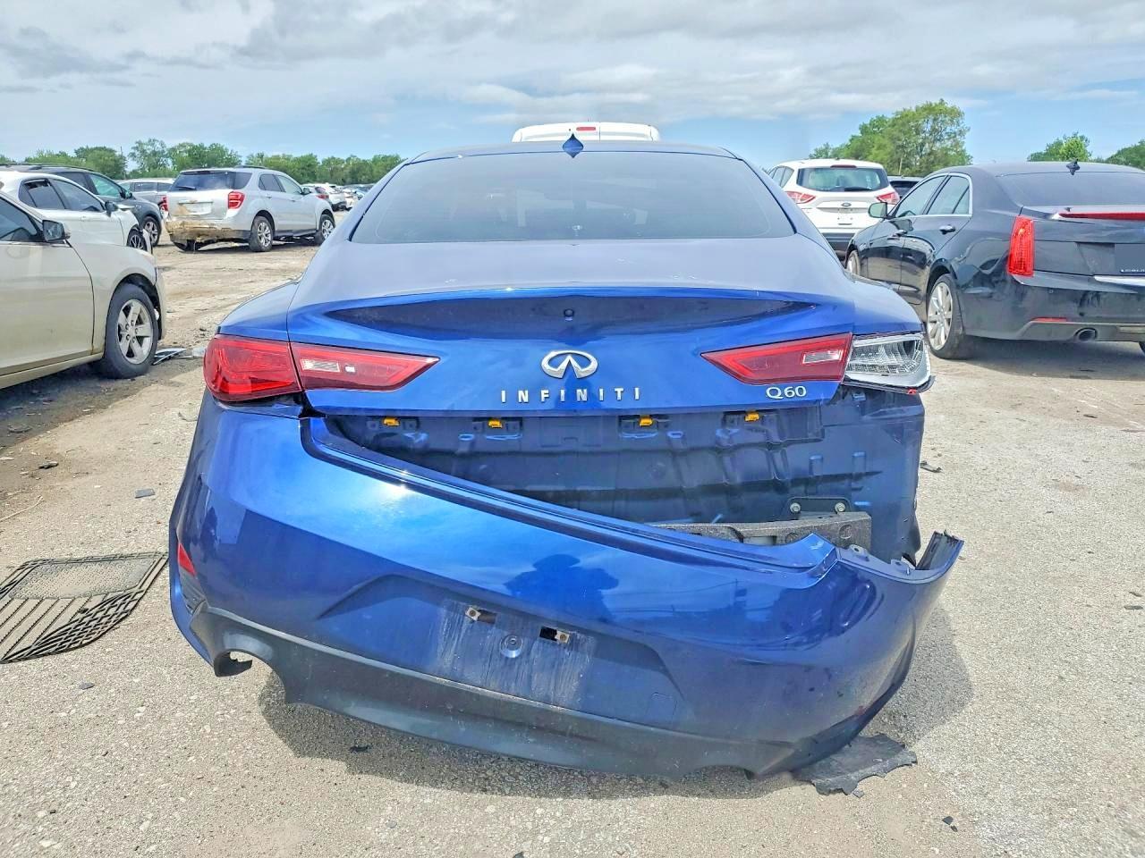 2018 Infiniti Q60 3.0T Luxe - zdjęcie 6
