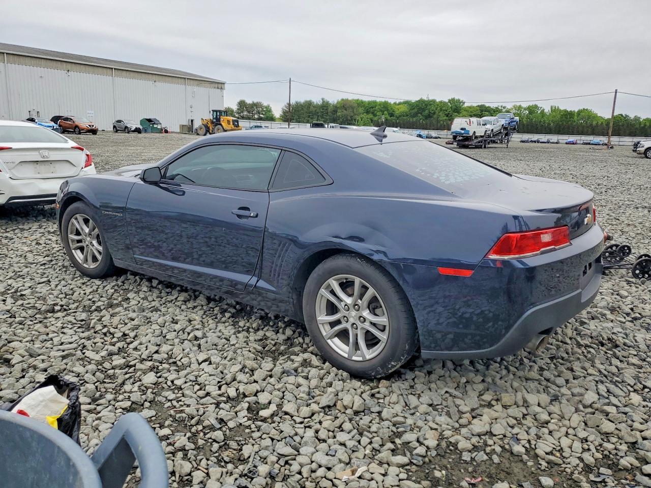 2015 Chevrolet Camaro Ls - zdjęcie 2