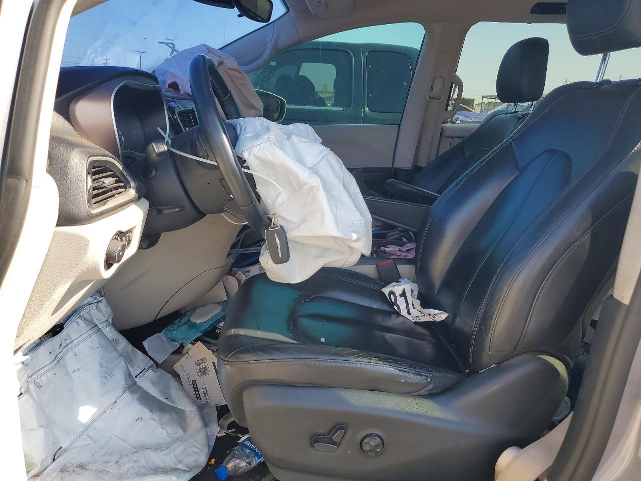 2017 Chrysler Pacifica Touring L - zdjęcie 7