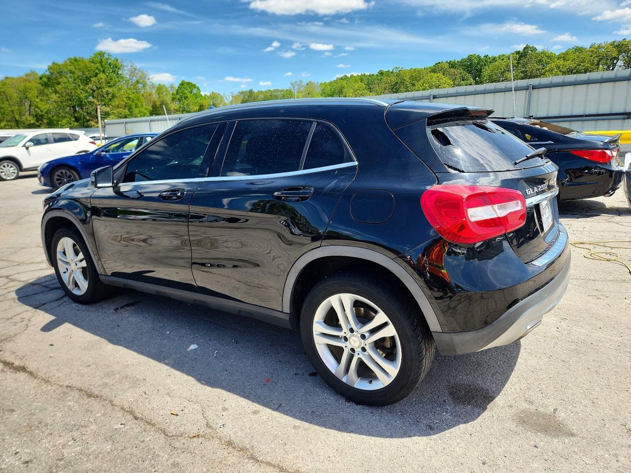 2017 Mercedes-Benz Gla 250 4Matic - zdjęcie 2