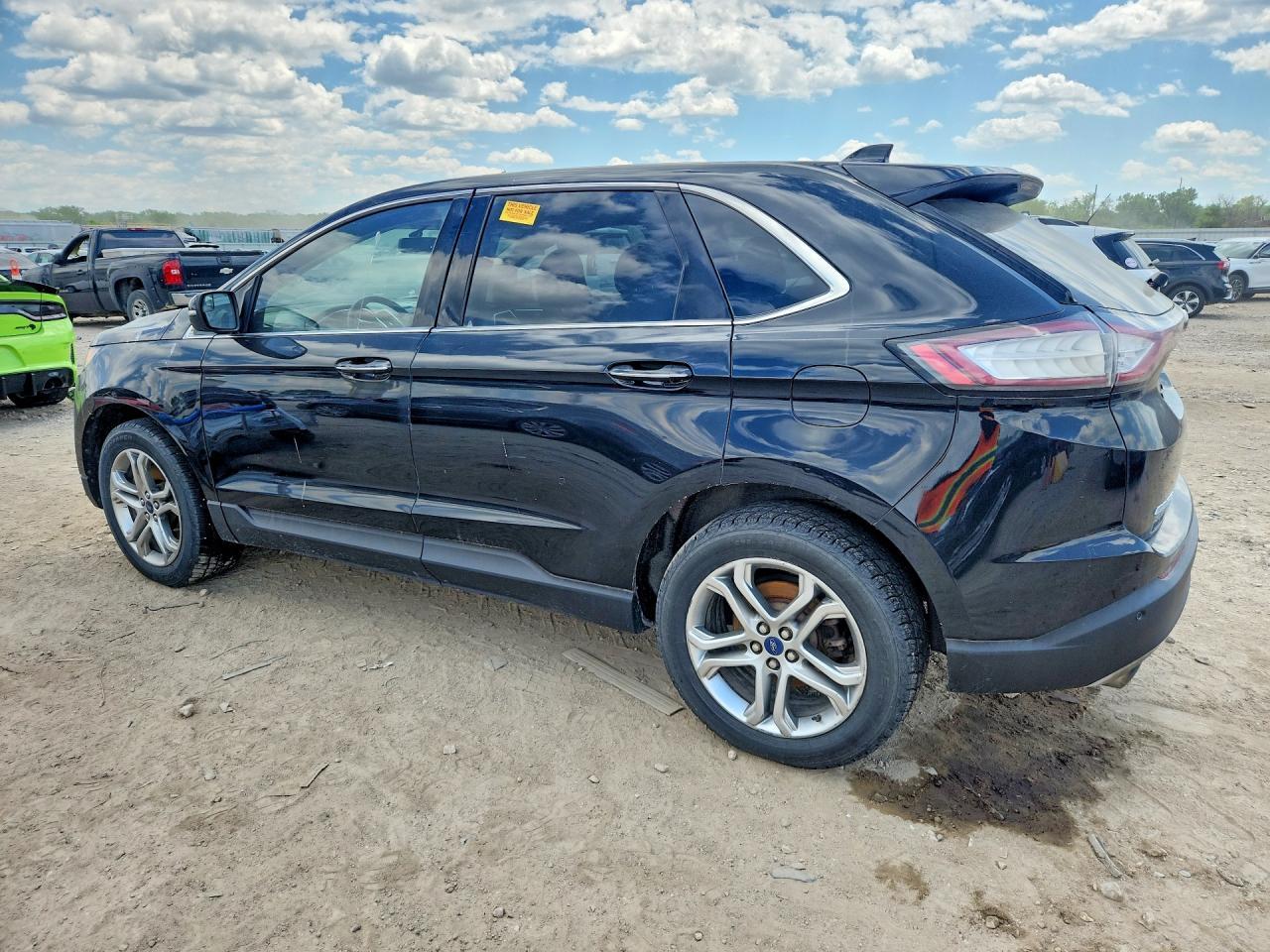 2016 Ford Edge Titanium - zdjęcie 2