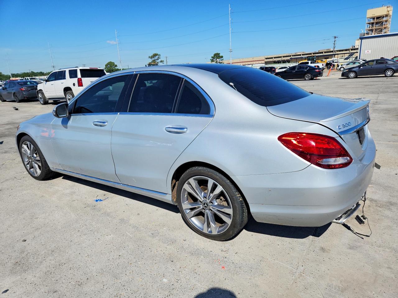 2018 Mercedes-Benz C 300 - zdjęcie 2