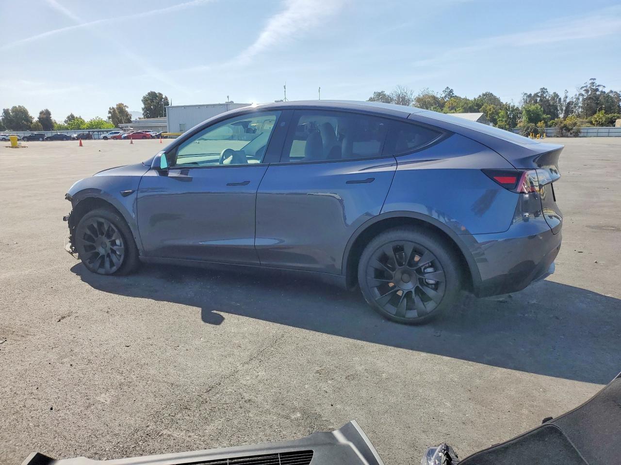 2023 Tesla Model Y - zdjęcie 2