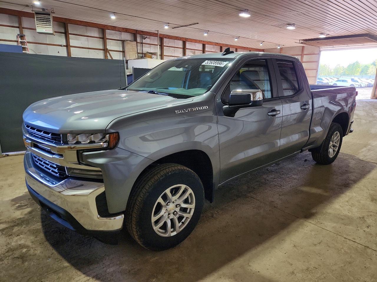 2020 Chevrolet Silverado K1500 Lt - zdjęcie główne