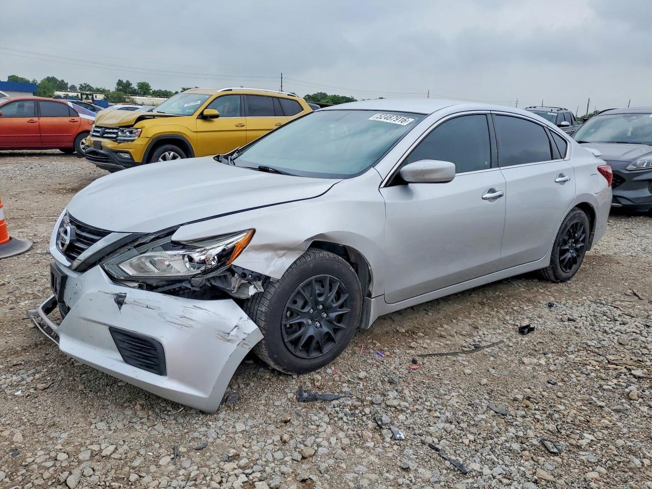 2018 Nissan Altima 2.5 S - zdjęcie główne