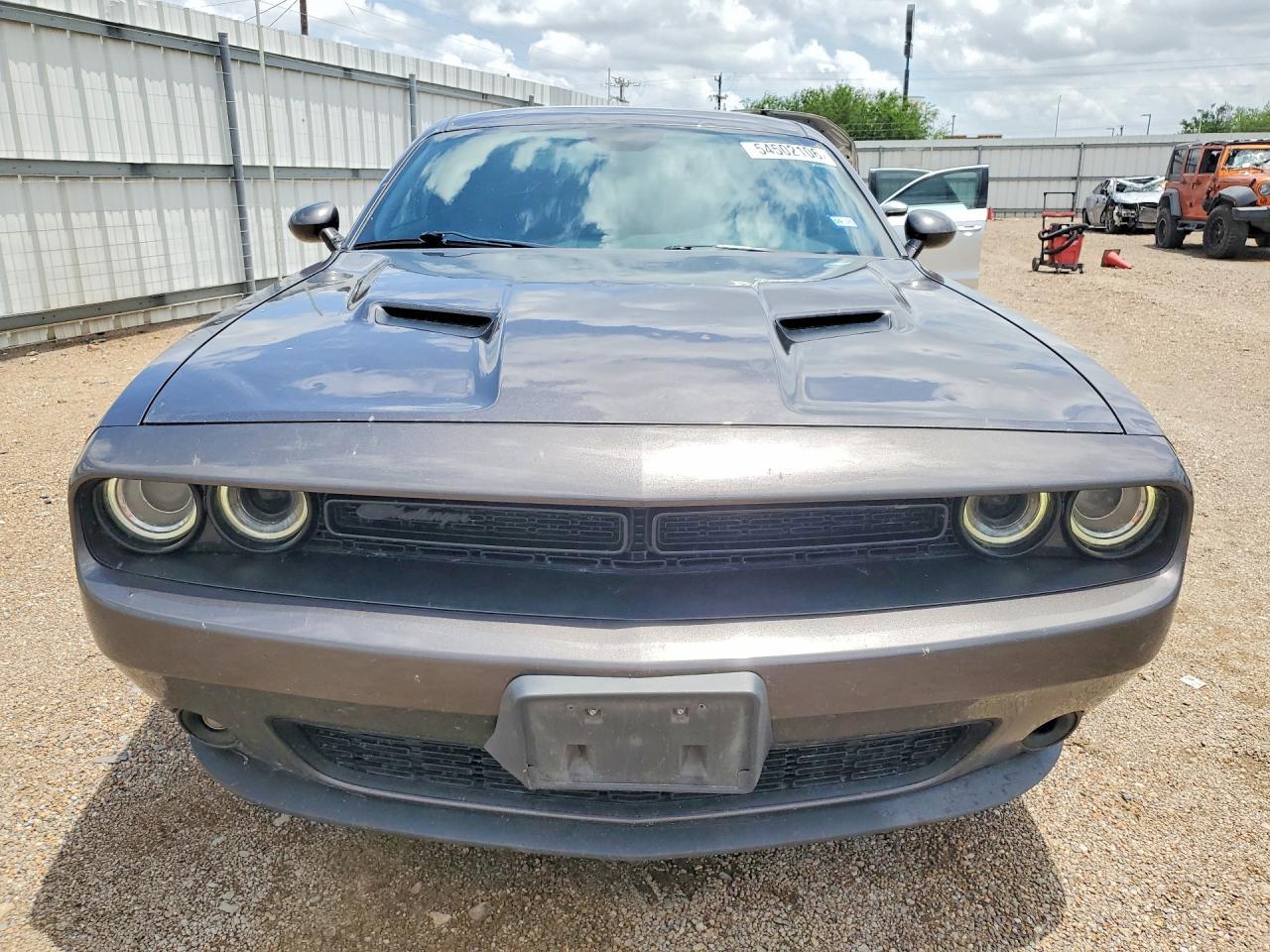 2021 Dodge Challenger Sxt - zdjęcie 5