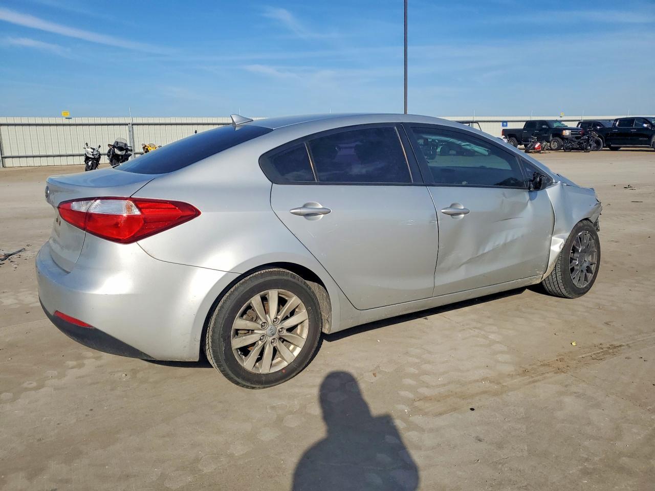 Kia Forte - zdjęcie 3