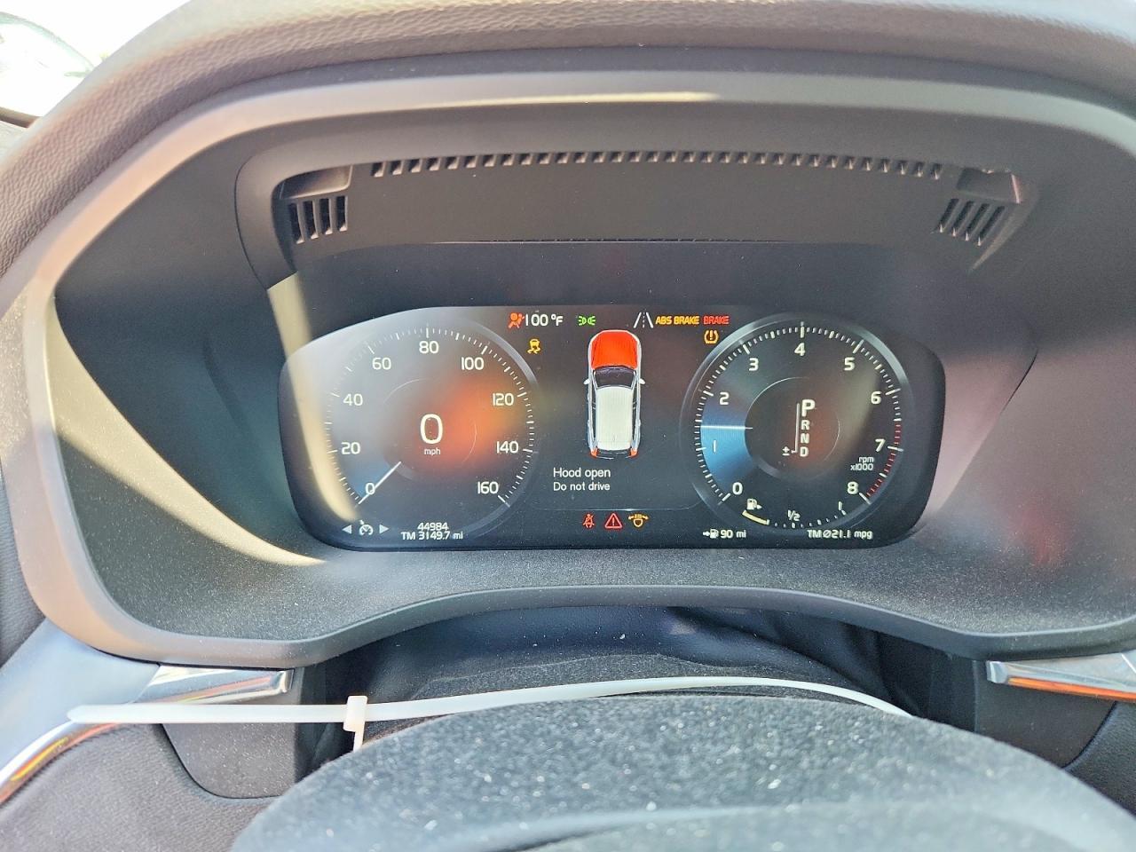 2020 Volvo Xc60 T5 Momentum - zdjęcie 9