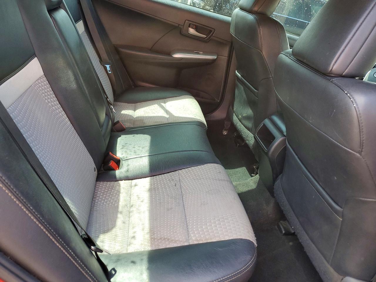 2014 Toyota Camry Se - zdjęcie 10