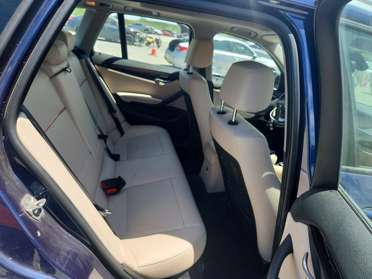 2015 BMW X1 xDrive28I - zdjęcie 10