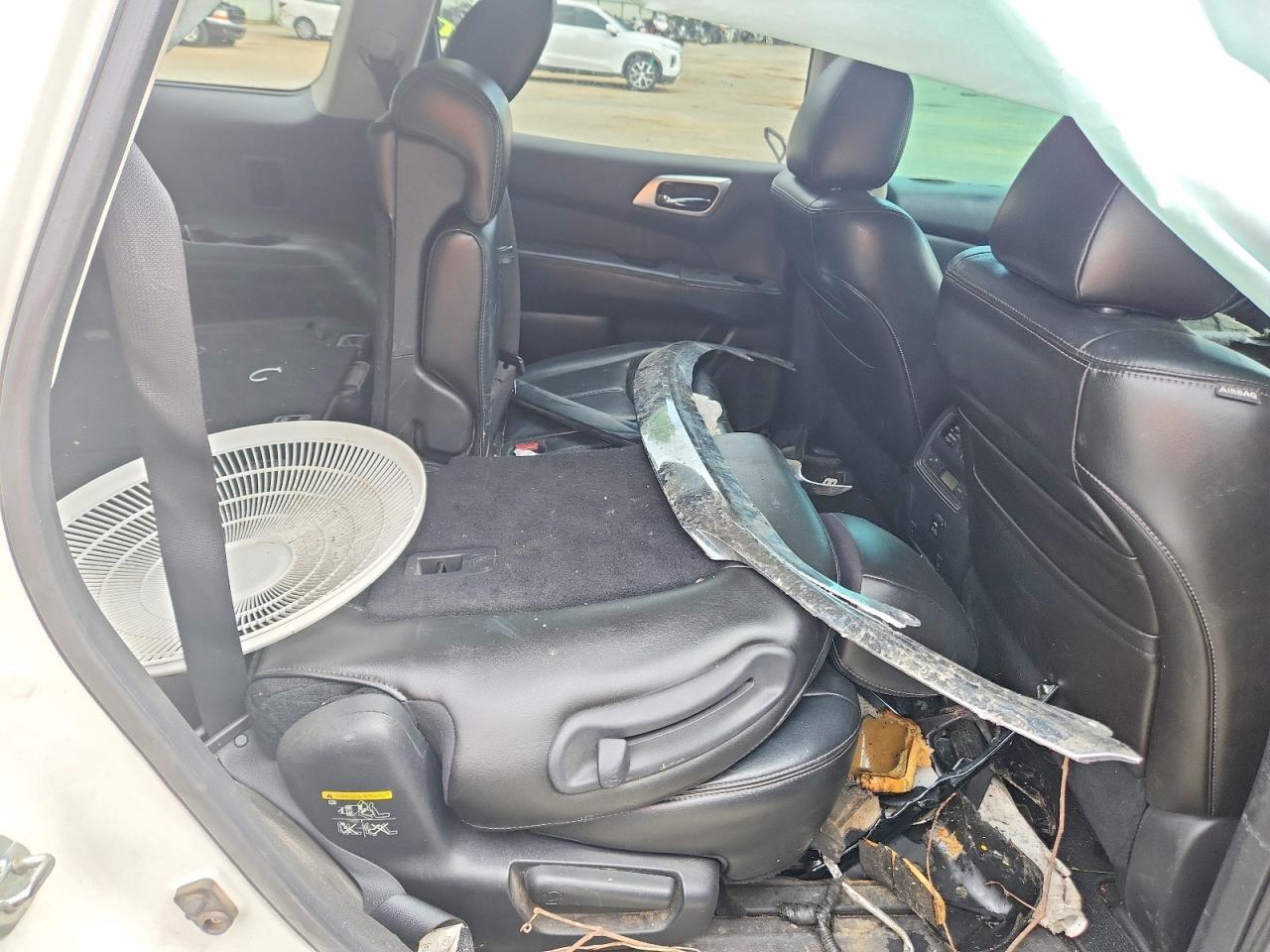 2013 Nissan Pathfinder S - zdjęcie 10