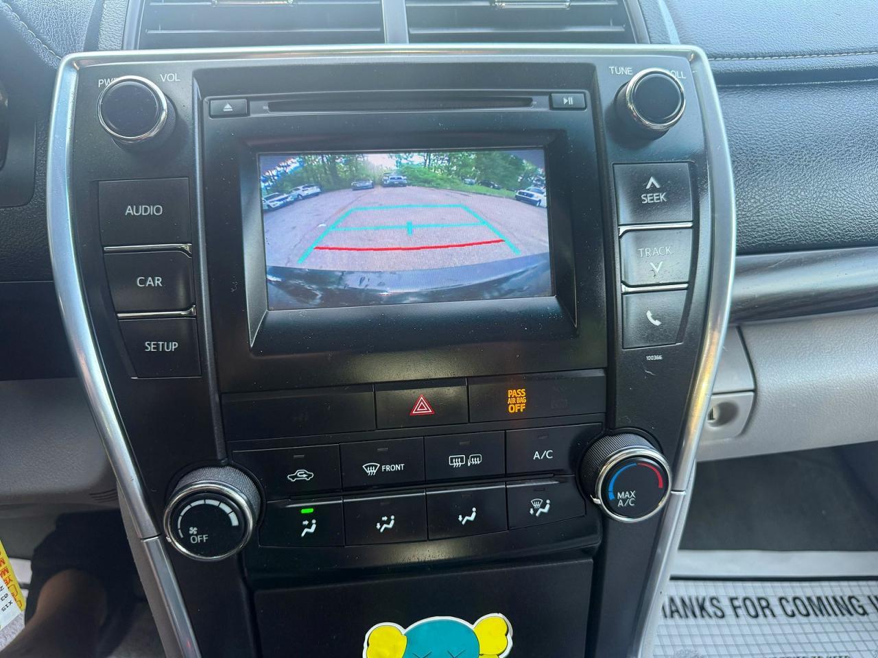 2015 Toyota Camry Le - zdjęcie 10