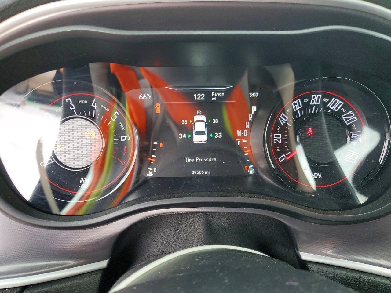 2020 Dodge Challenger Sxt - zdjęcie 9
