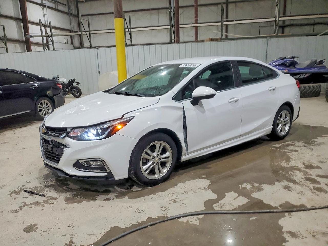 2017 Chevrolet Cruze Lt - zdjęcie główne