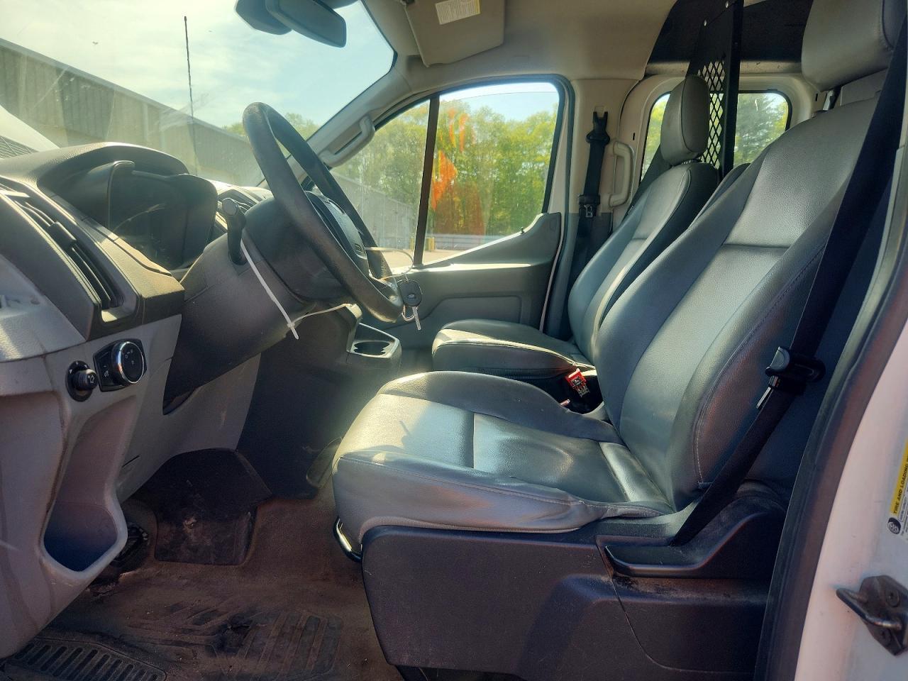 2016 Ford Transit T-150 - zdjęcie 7