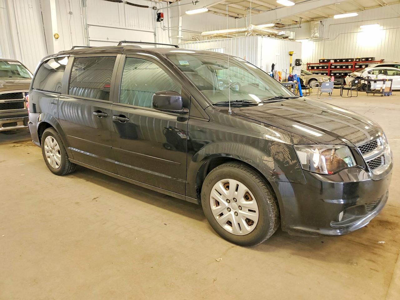 2017 Dodge Grand Caravan Gt - zdjęcie 4