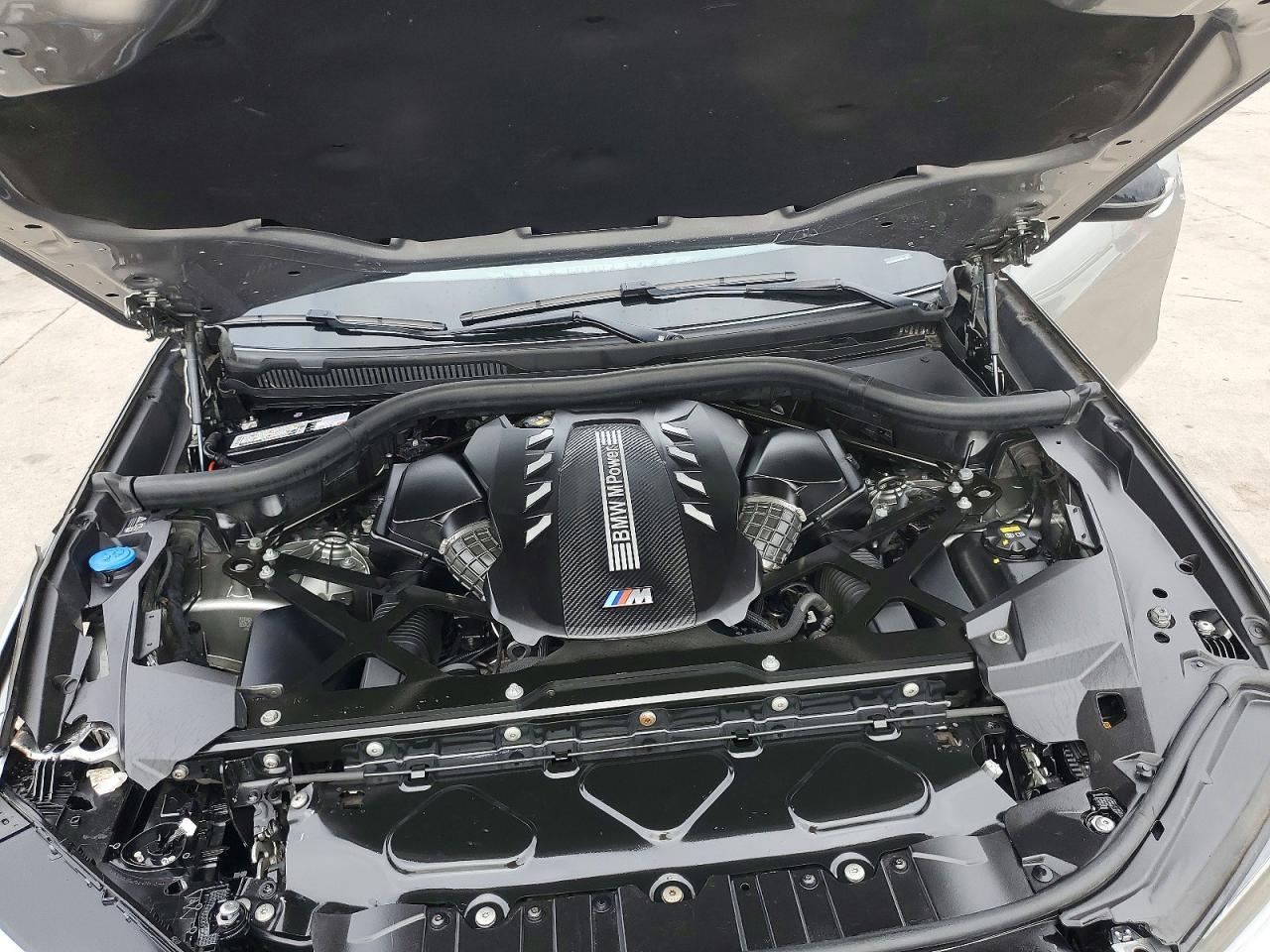2022 BMW X5 M - zdjęcie 12