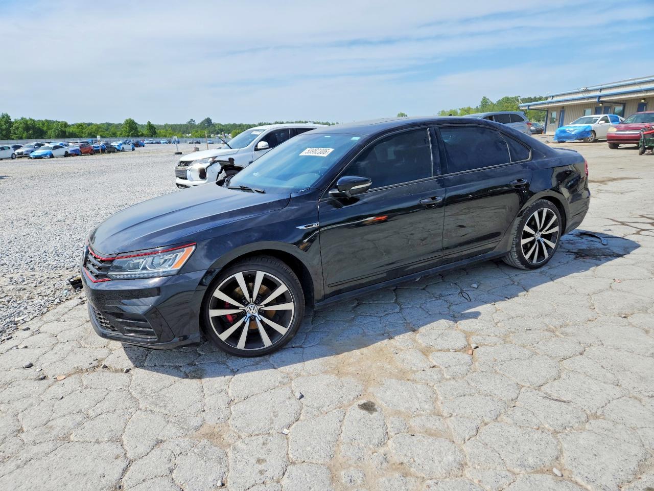 2018 Volkswagen Passat Gt - zdjęcie główne
