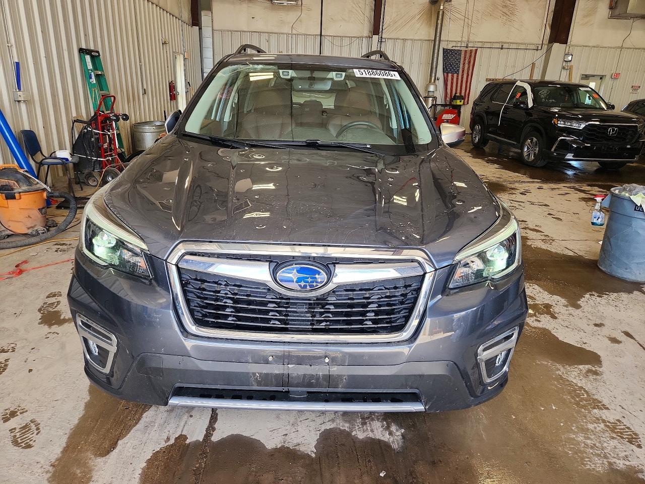 2021 Subaru Forester Touring - zdjęcie 5
