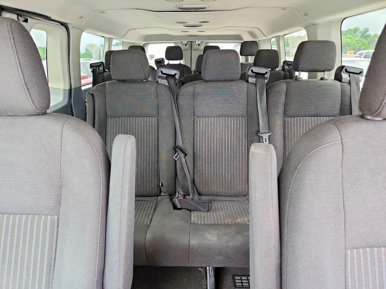 2015 Ford Transit T-350 - zdjęcie 10