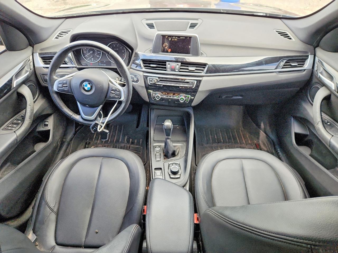 2017 BMW X1 Sdrive28I - zdjęcie 8