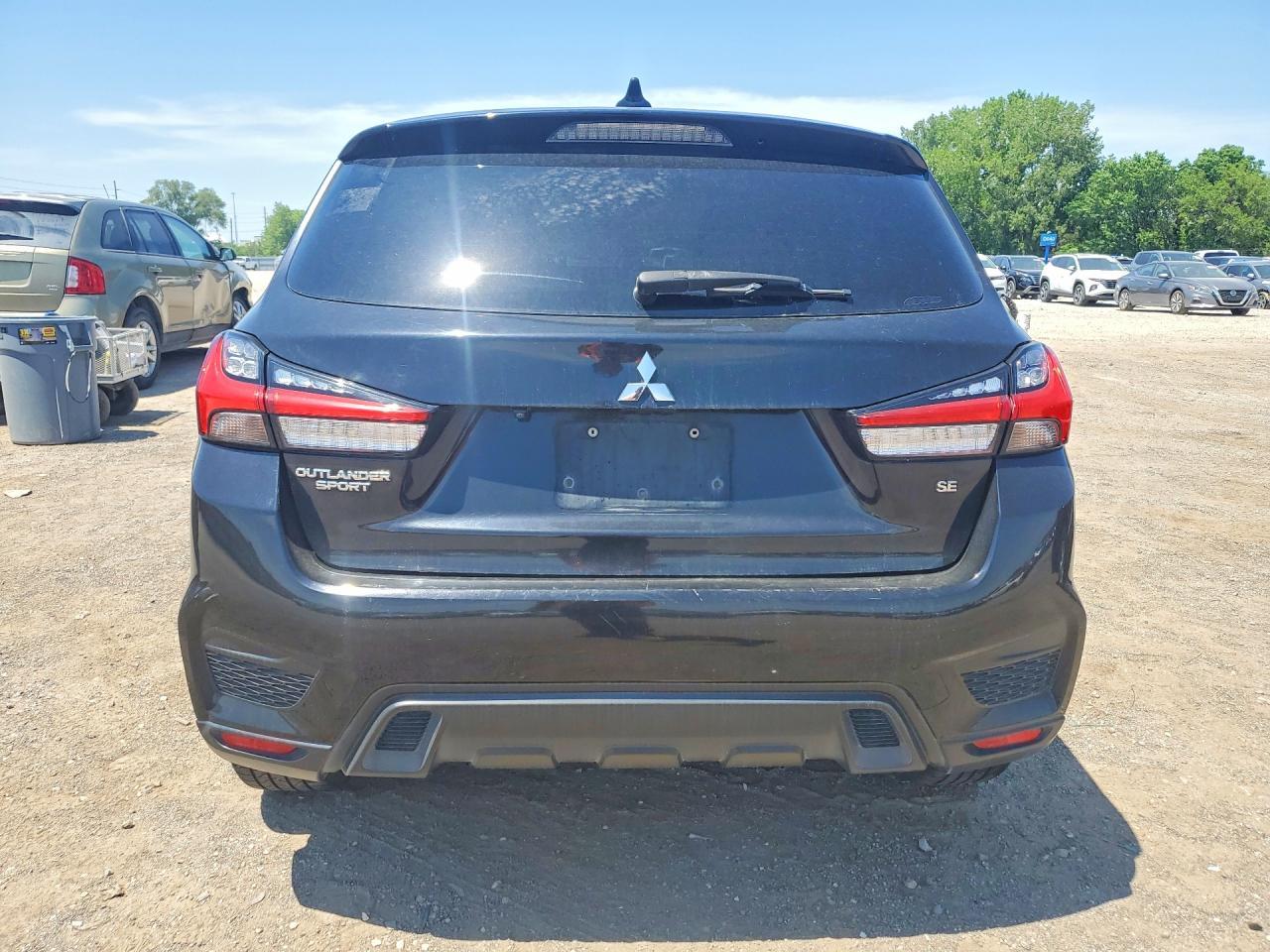 2021 Mitsubishi Outlander Sport Es - zdjęcie 6