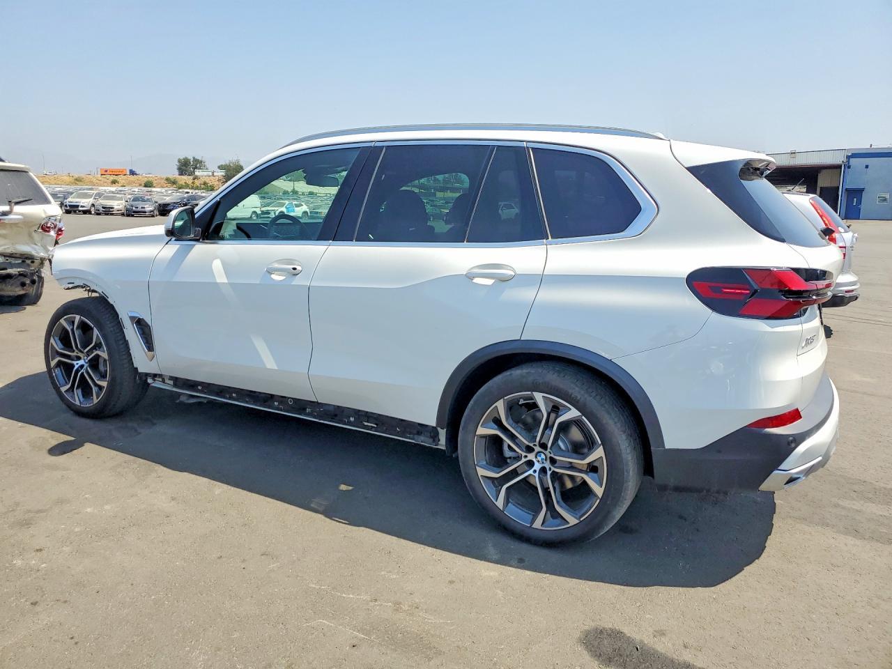 2025 BMW X5 Sdrive 40I - zdjęcie 2