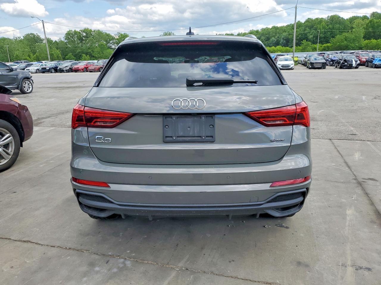 2025 Audi Q3 Premium S Line 45 - zdjęcie 6