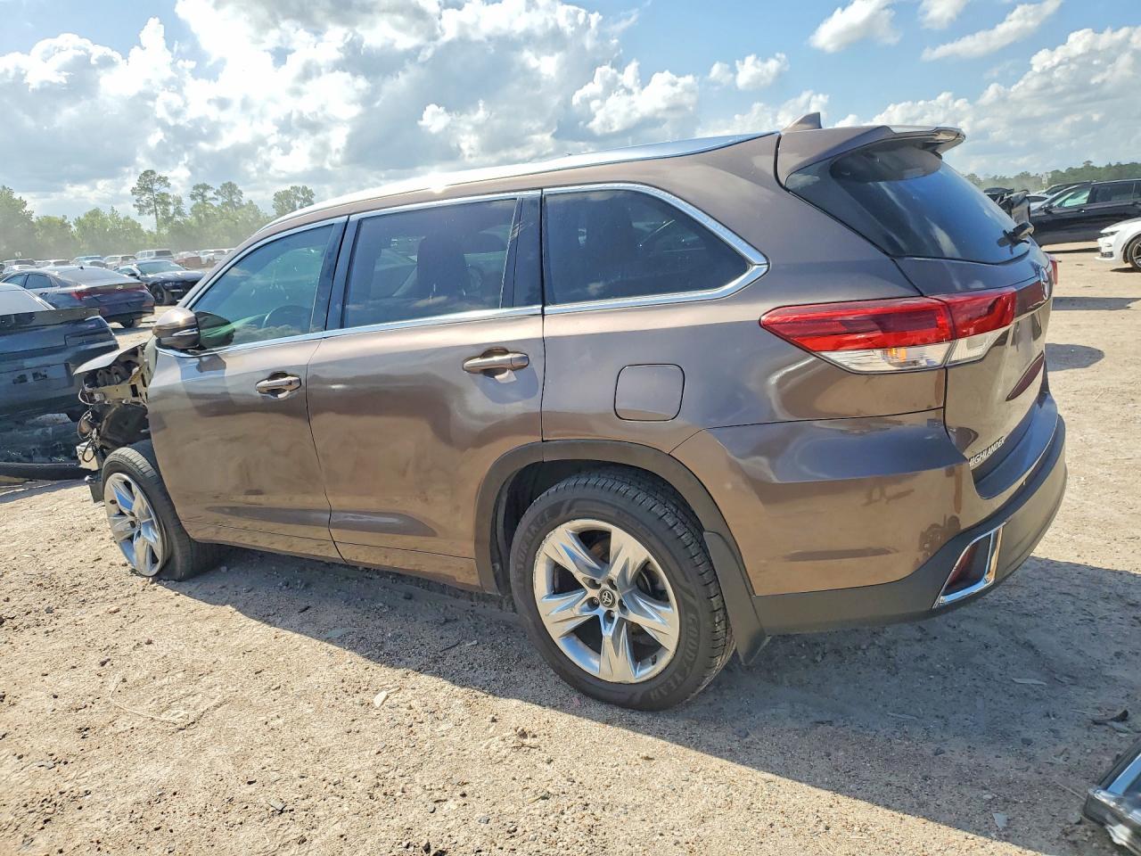 2017 Toyota Highlander Limited - zdjęcie 2