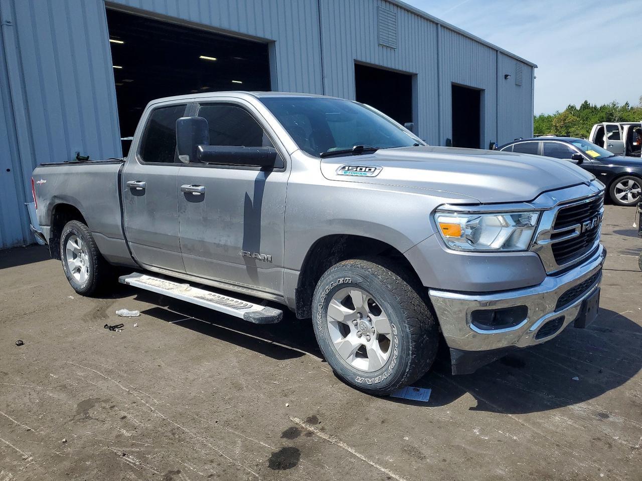 2021 Ram 1500 Big Horn - zdjęcie 4