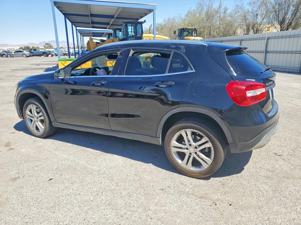 2016 Mercedes-Benz Gla 250 4Matic - zdjęcie 2