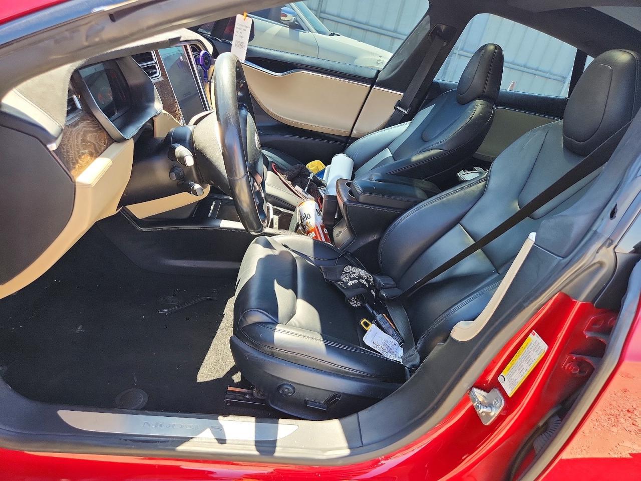 2016 Tesla Model S - zdjęcie 7