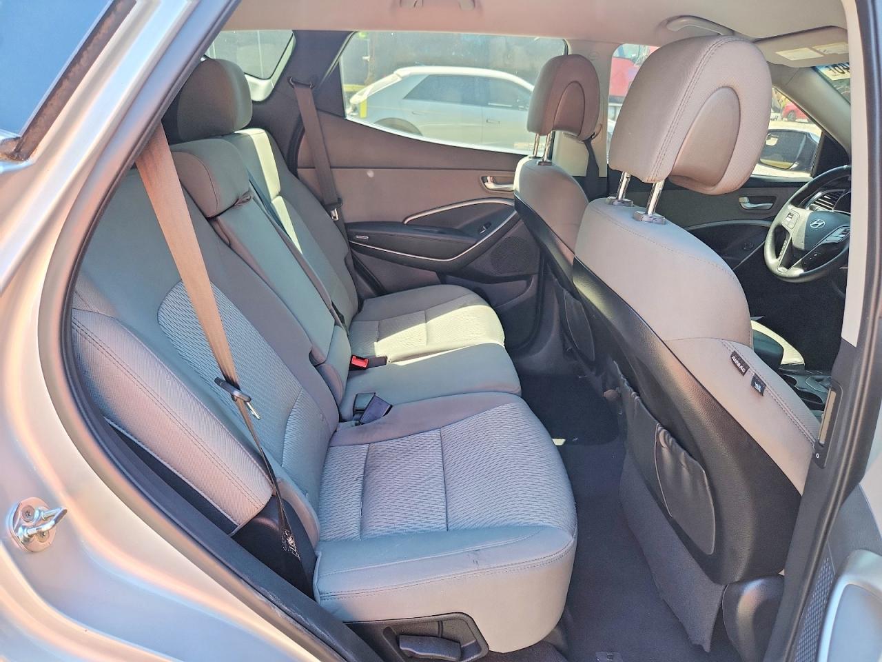 2018 Hyundai Santa Fe Sport 2.4L - zdjęcie 11